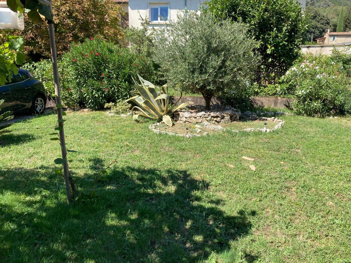 Chez Val Et Phil Hotel La Voulte-sur-Rhone Exterior photo